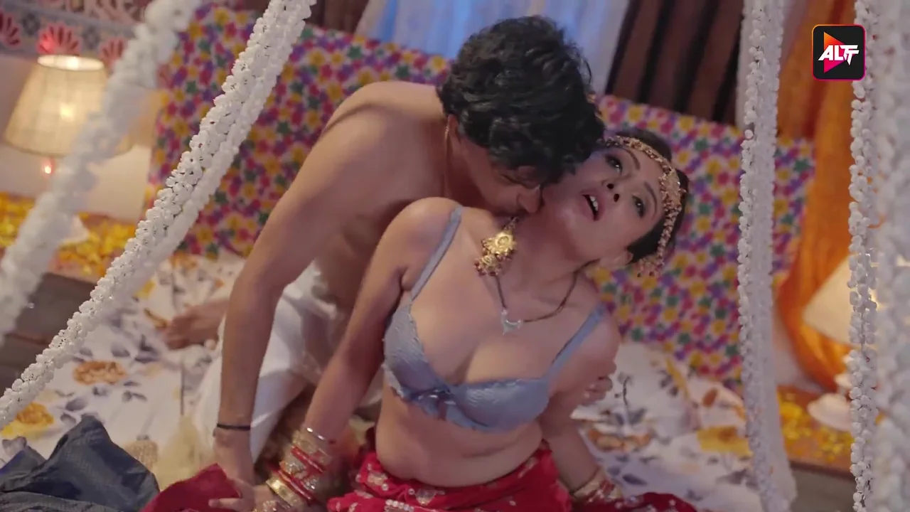 Rangeen Kahaniyan 28 2025 Altt App Hindi XXX Web Series Ep 2